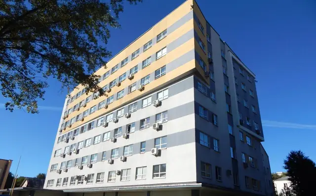 Бизнес-центр (ул. Краснозвездная, 18Б)