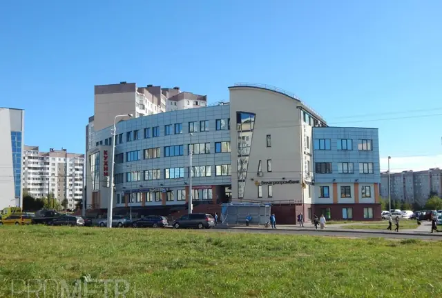 Бизнес-центр (ул. Лобанка, 79)